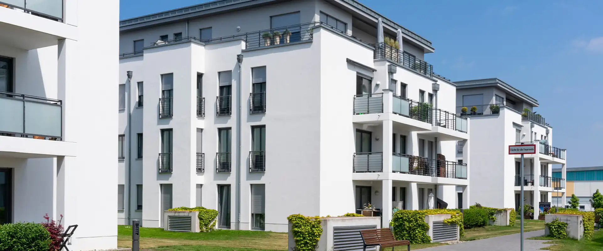 Sokkelmaling – ultimativ guide til holdbar beskyttelse af sokkel og fundament