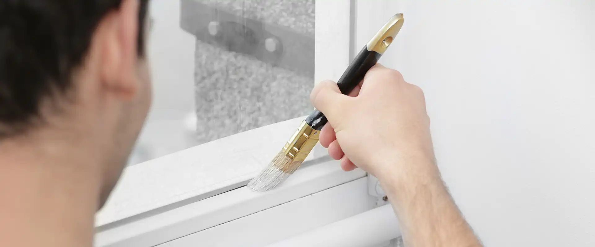 Vinduesmaling: Giv dine vinduer nyt liv med maling fra Rockidan