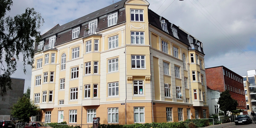 Maling af vinduer med Dinova premium-serien